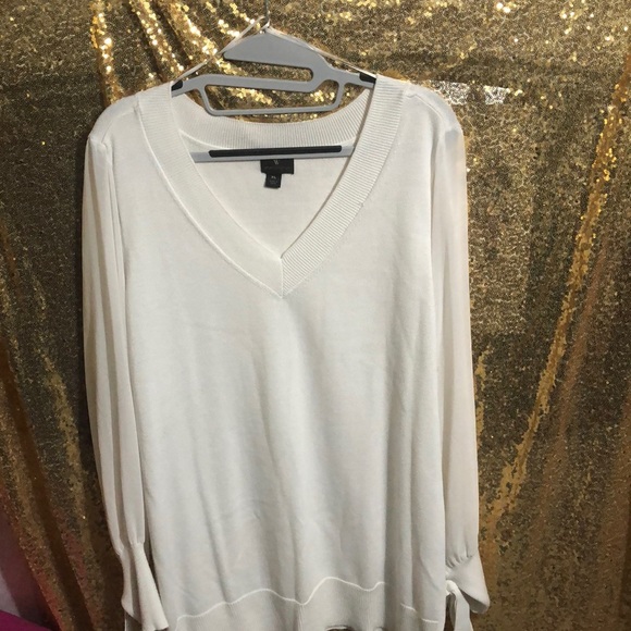 White sweater with Sheer Sleeves - Picture 1 of 4